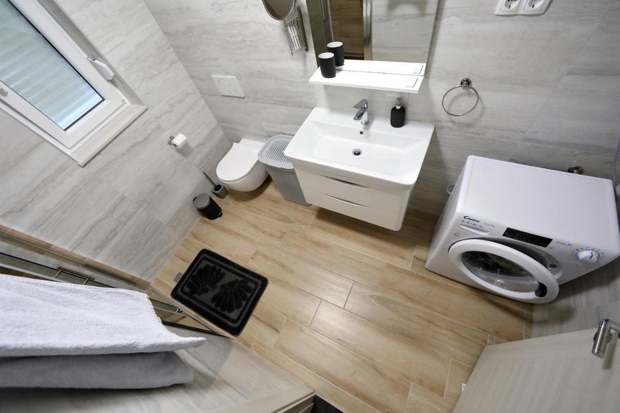 Apartman Kero Bibinje Luaran gambar