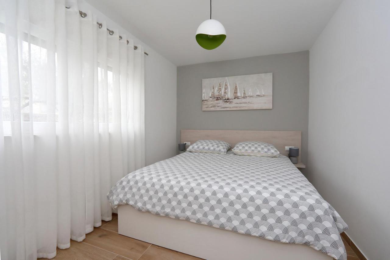Apartman Kero Bibinje Luaran gambar