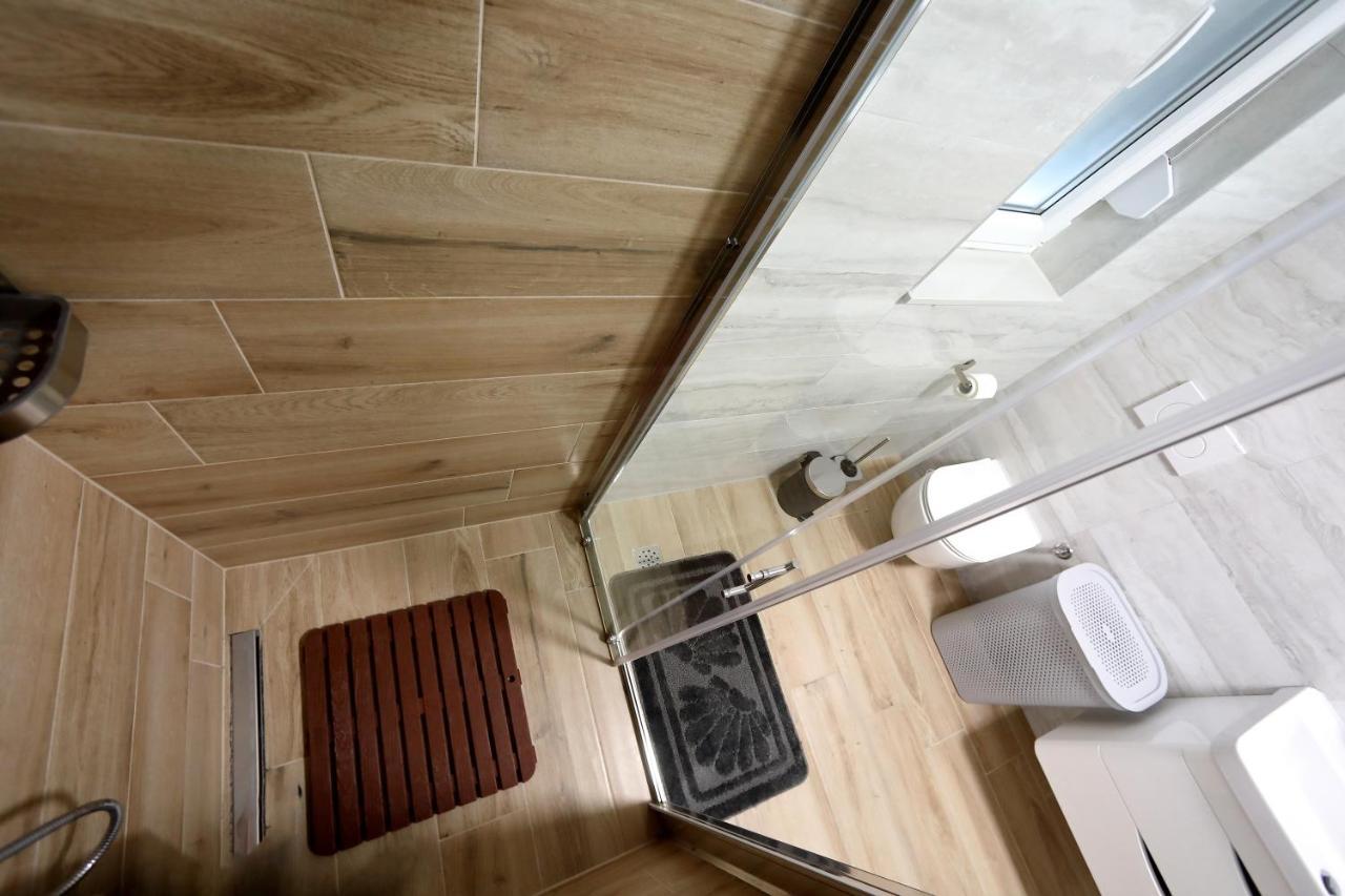 Apartman Kero Bibinje Luaran gambar