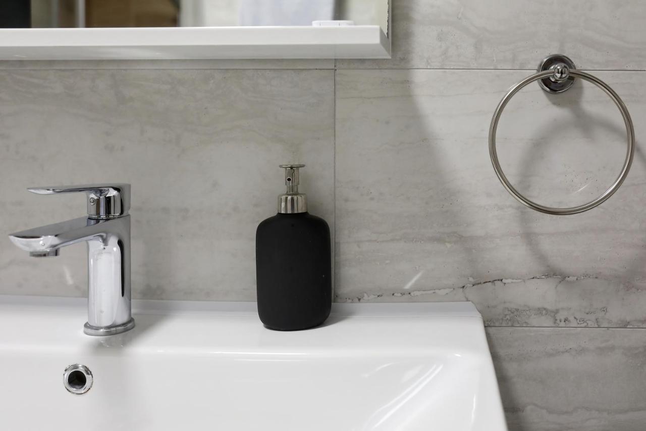 Apartman Kero Bibinje Luaran gambar