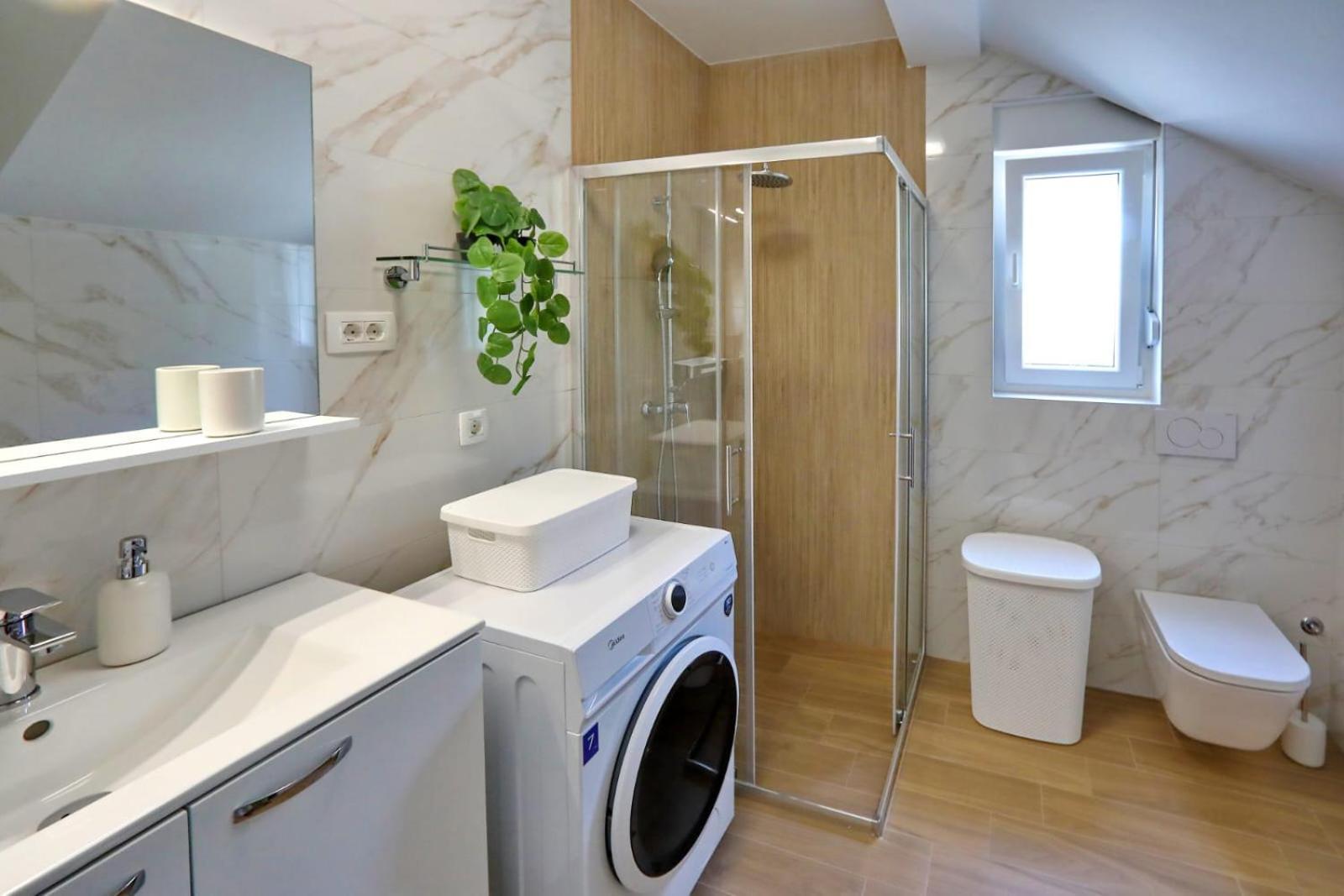 Apartman Kero Bibinje Luaran gambar