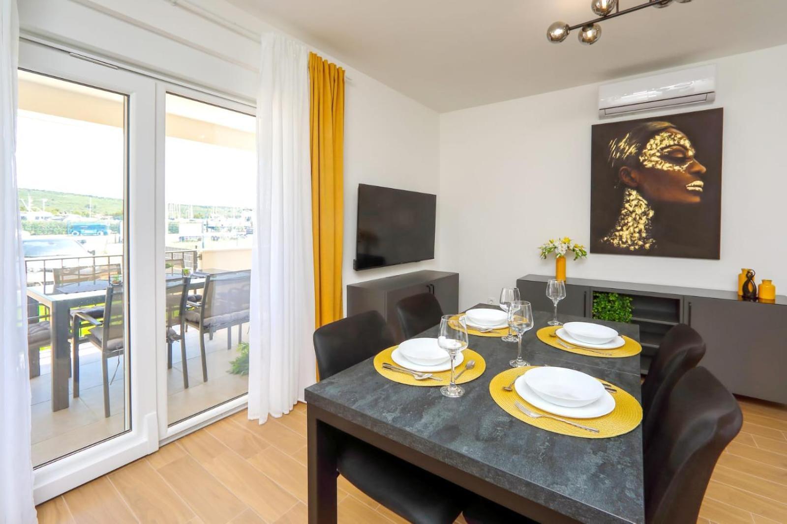 Apartman Kero Bibinje Luaran gambar