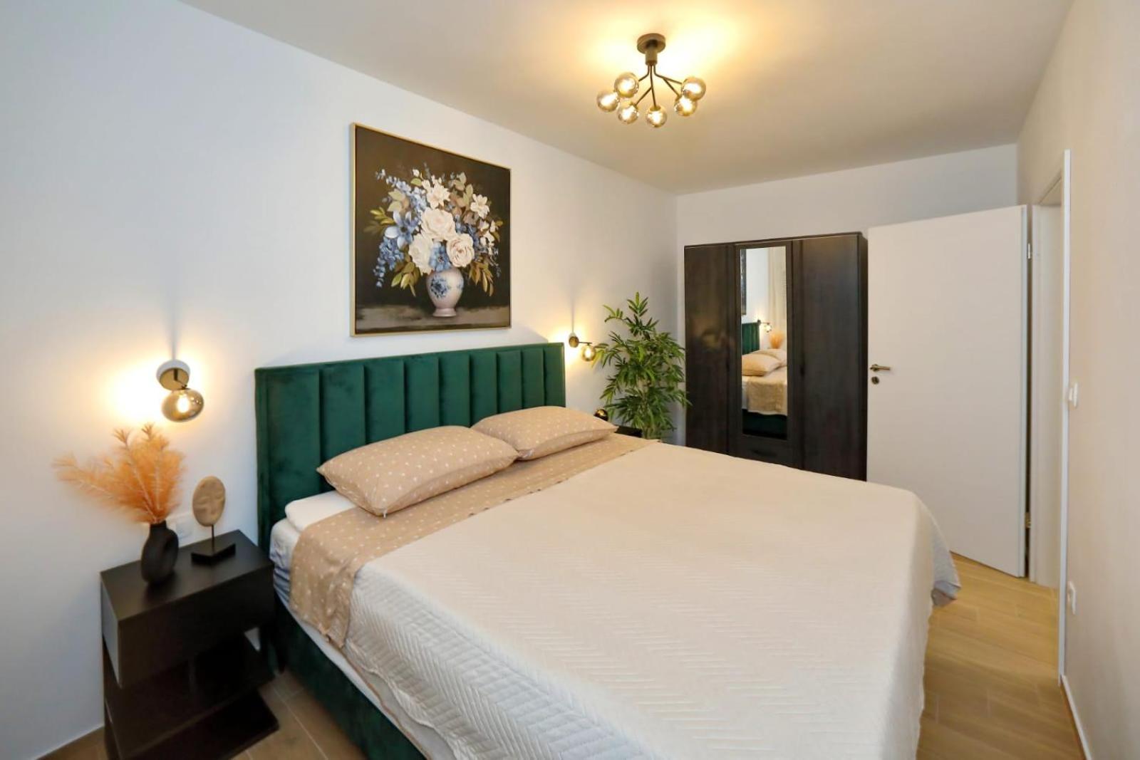 Apartman Kero Bibinje Luaran gambar