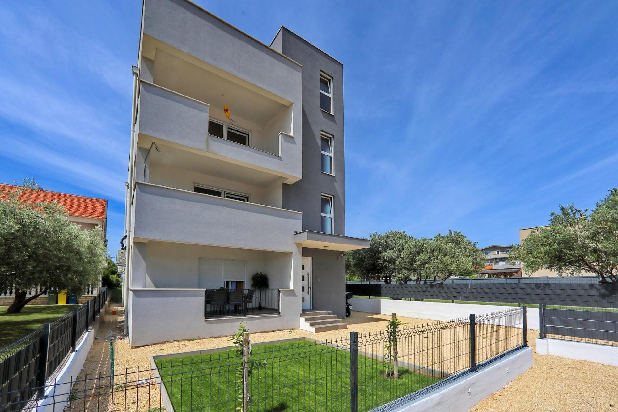 Apartman Kero Bibinje Luaran gambar