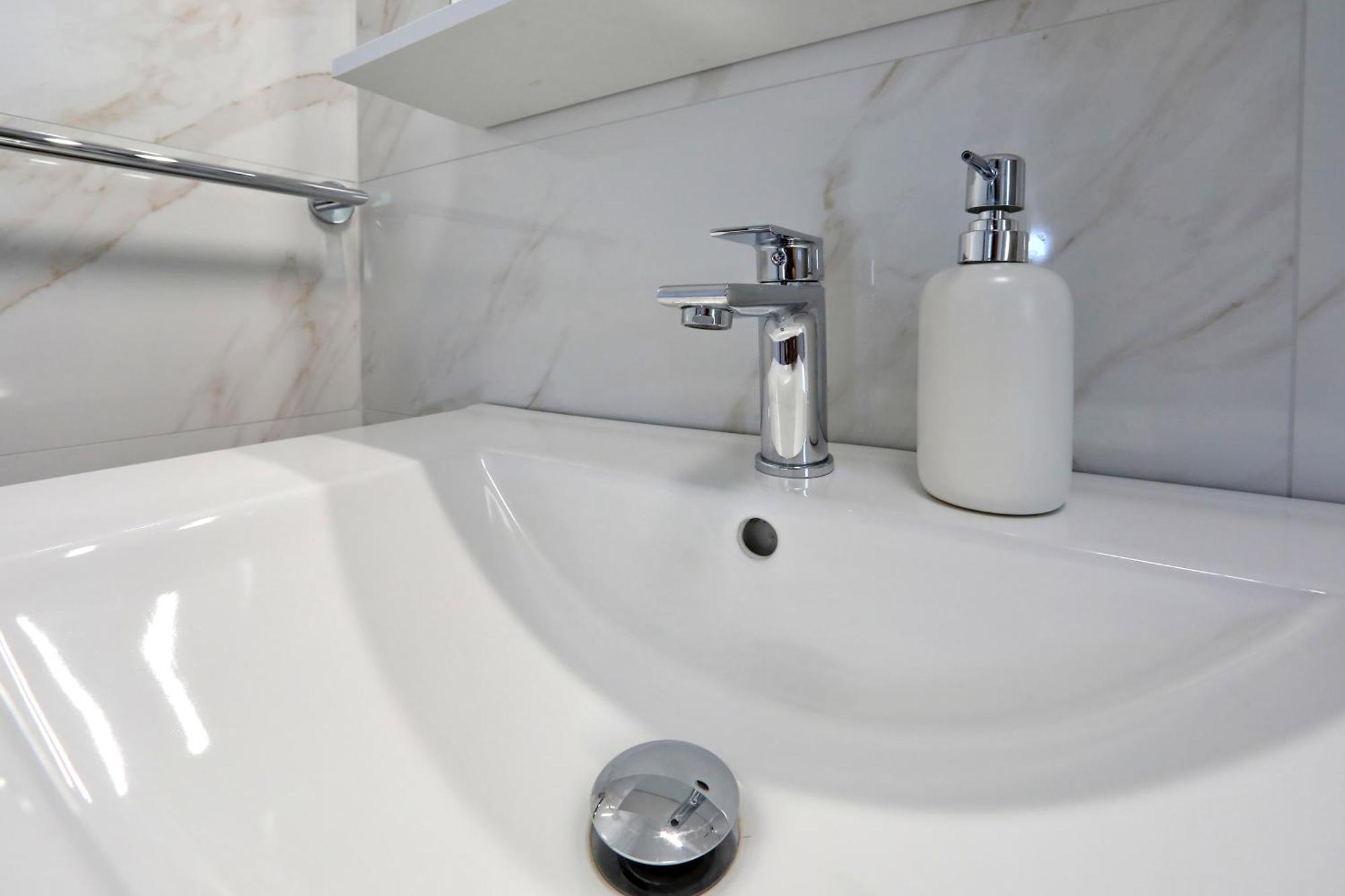 Apartman Kero Bibinje Luaran gambar